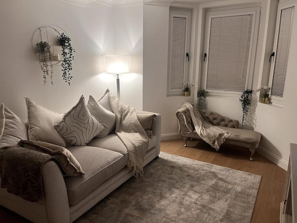 Gorgeous 2 Floor 3 Bed Apartment St Leonards-on-Sea Exterior foto